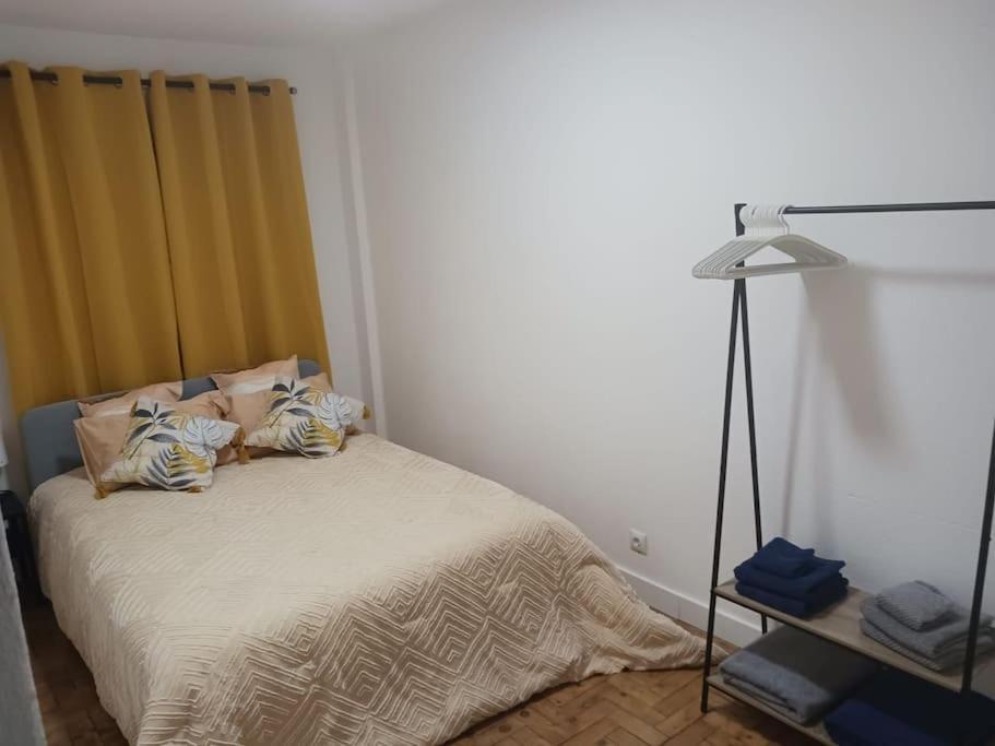 Simpatico Apartamento No Centro Lisbon Exterior photo